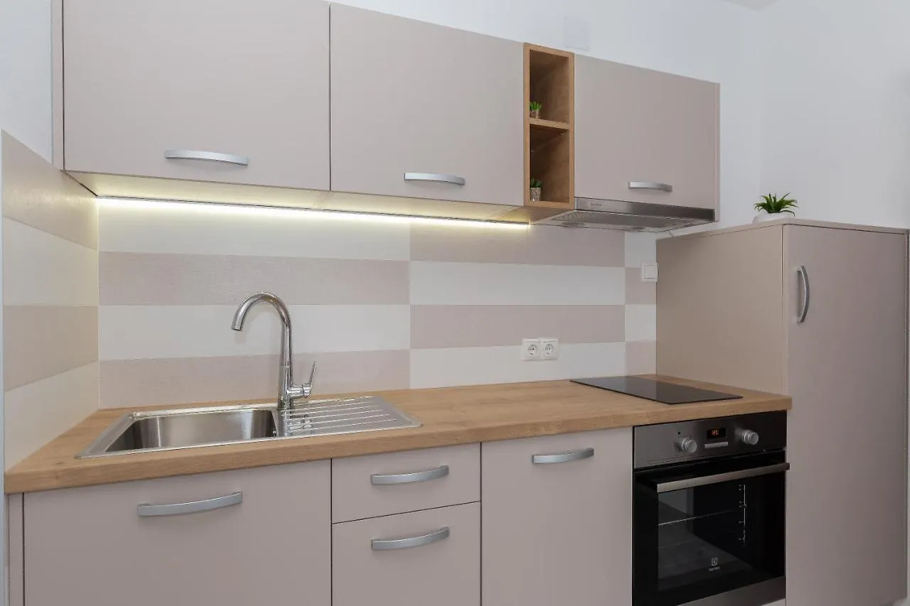 Villa Suzana Biograd Na Moru 0*,